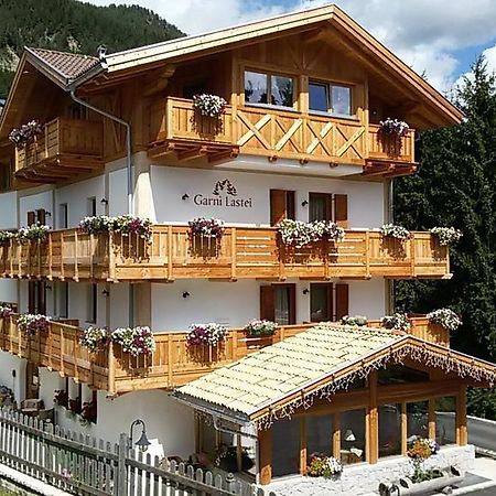 Hotel Garni Lastei Pozza di Fassa Eksteriør billede