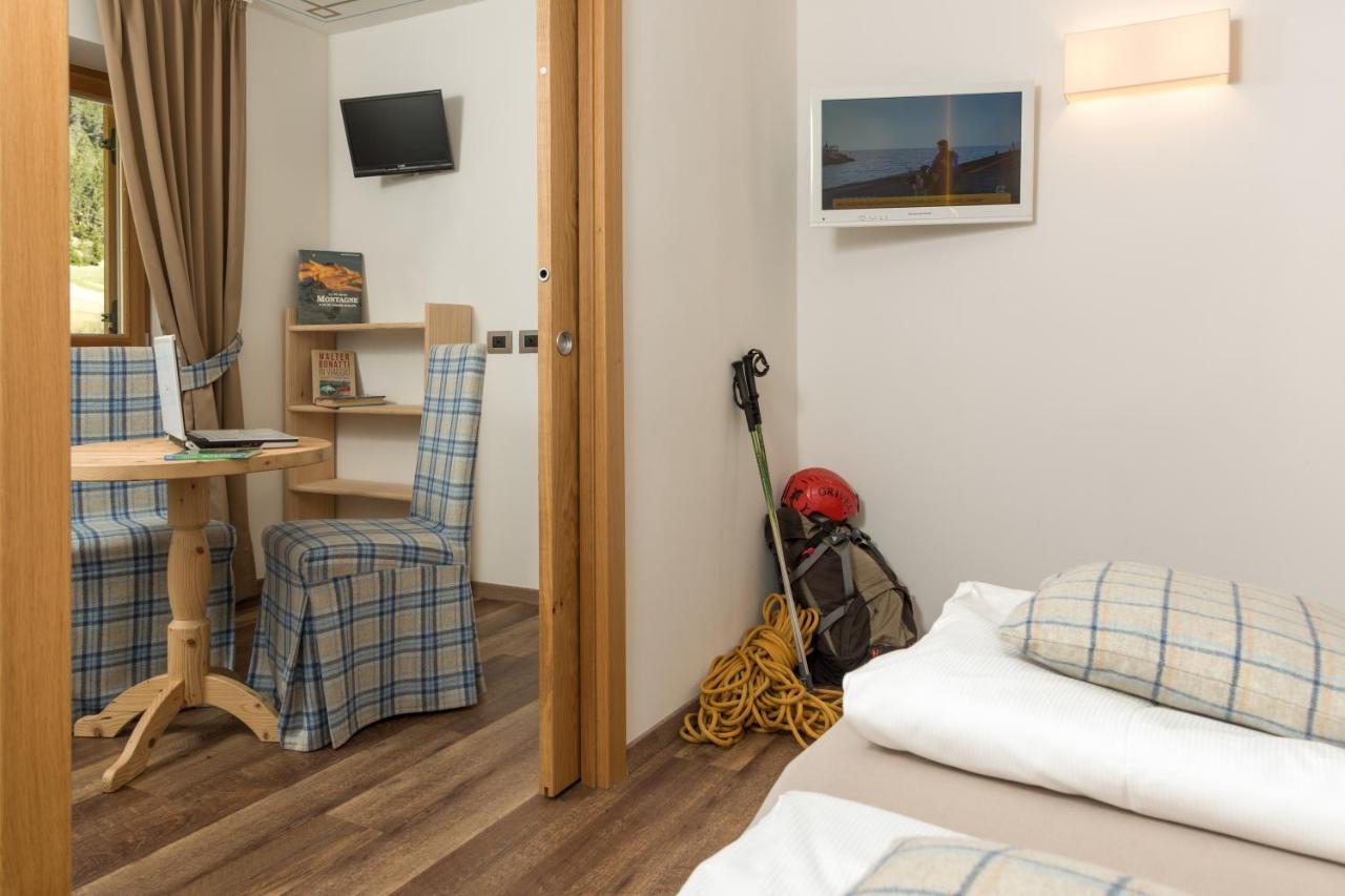 Hotel Garni Lastei Pozza di Fassa Eksteriør billede