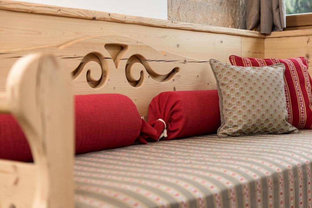 Hotel Garni Lastei Pozza di Fassa Eksteriør billede